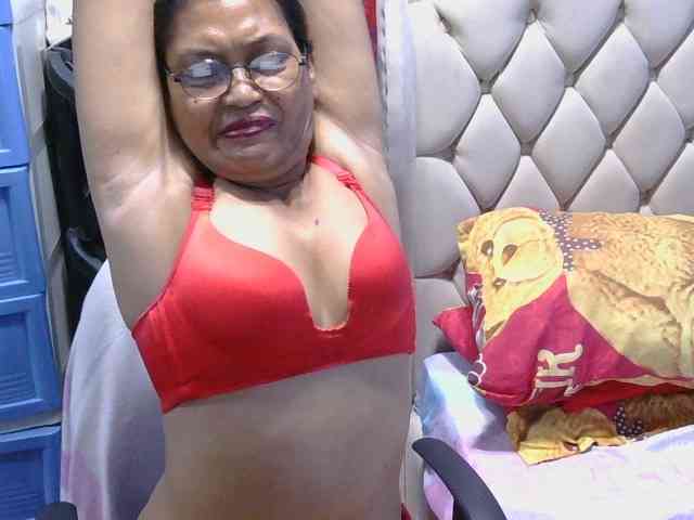 hOtGranny4u