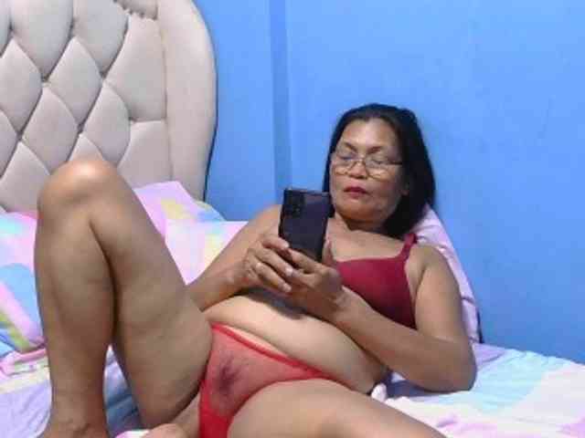 hOtGranny4u webcam