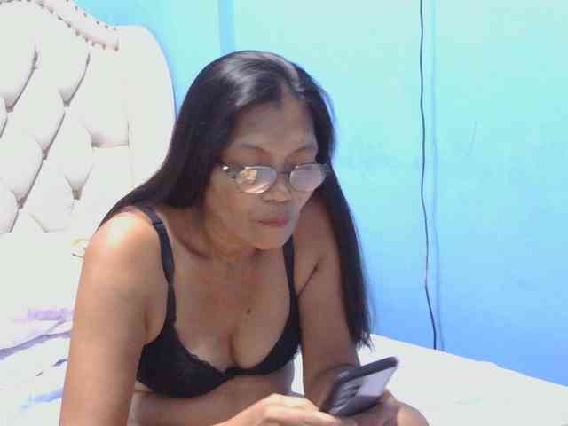 hOtGranny4u webcam