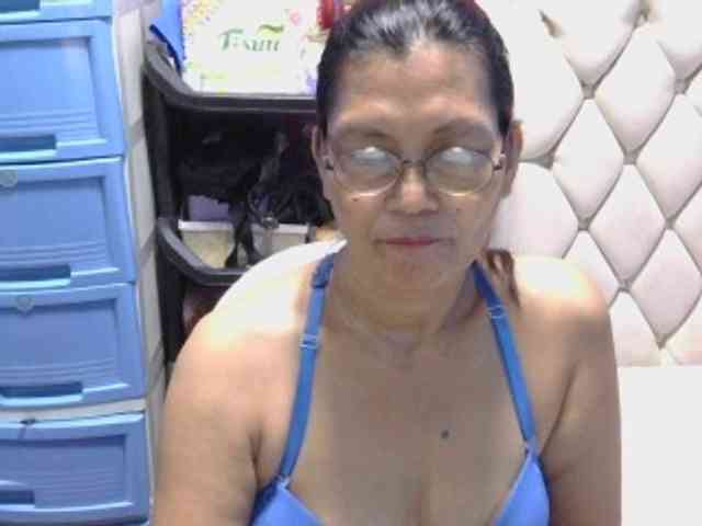 hOtGranny4u Live Webcam on BongaCams
