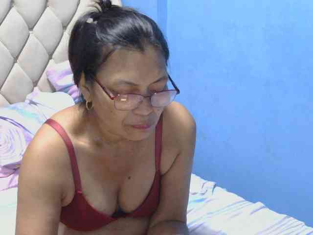 hOtGranny4u webcam