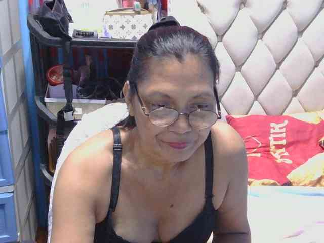 hOtGranny4u webcam
