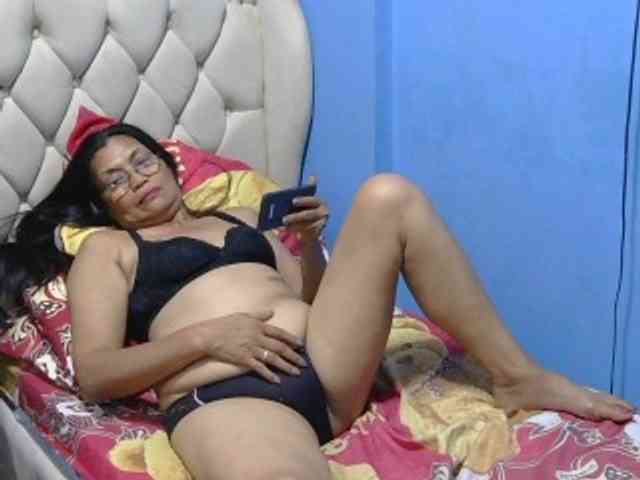 hOtGranny4u hOtGranny4u