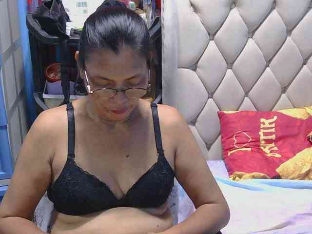 hOtGranny4u webcam