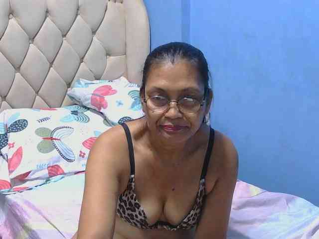 hOtGranny4u webcam
