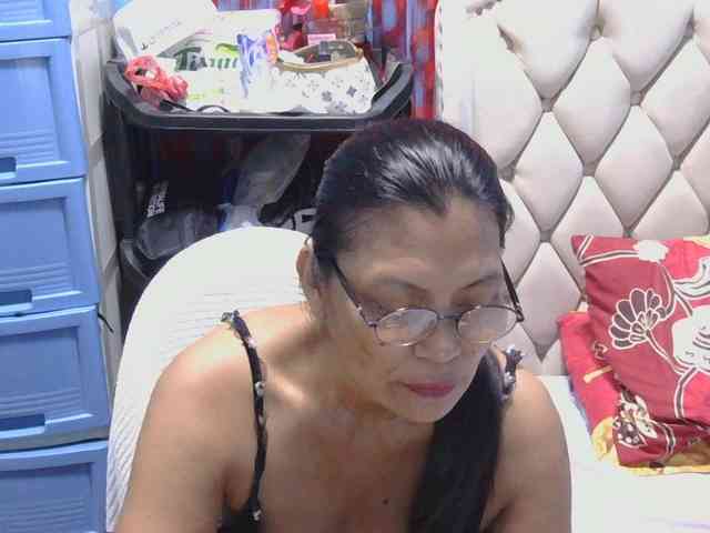 hOtGranny4u