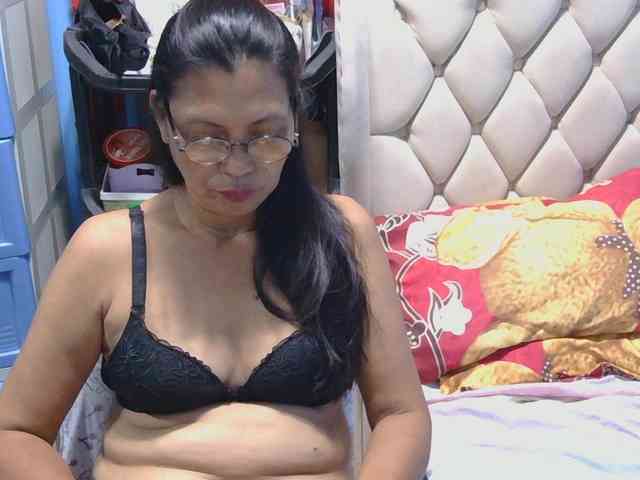 hOtGranny4u