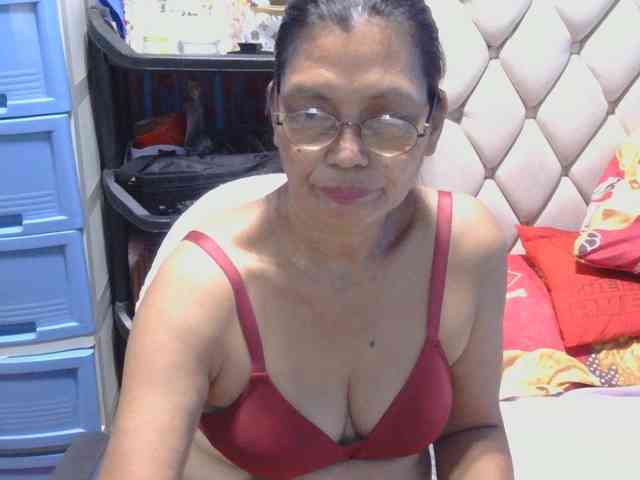 hOtGranny4u