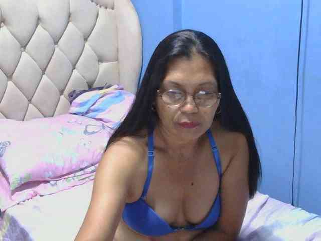 hOtGranny4u webcam