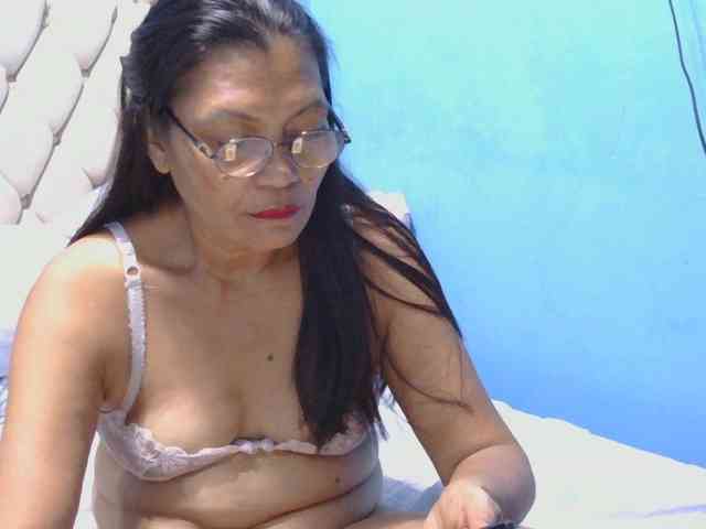 hOtGranny4u webcam