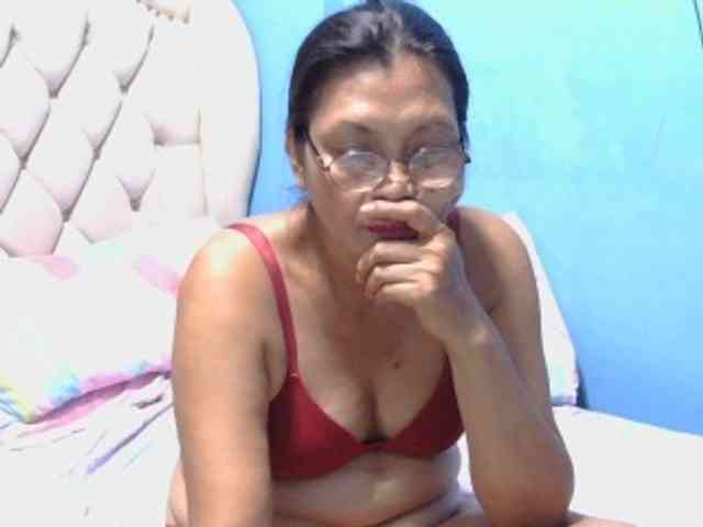 hOtGranny4u webcam
