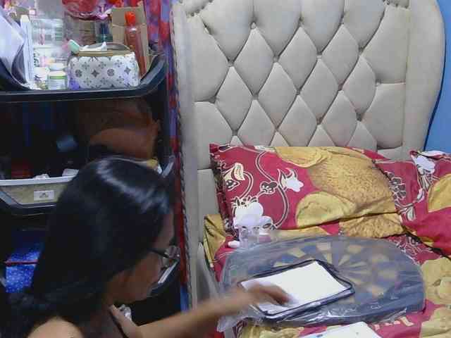 hOtGranny4u hOtGranny4u