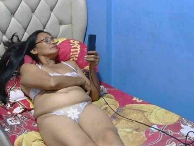 hOtGranny4u hOtGranny4u