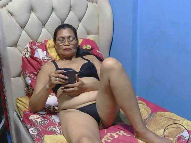 hOtGranny4u hOtGranny4u