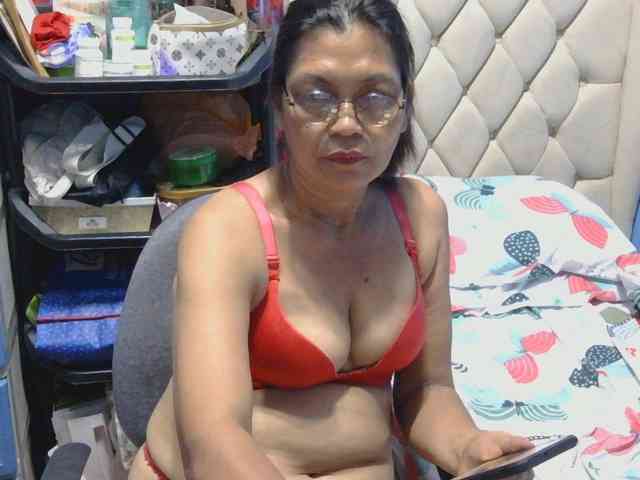 hOtGranny4u hOtGranny4u