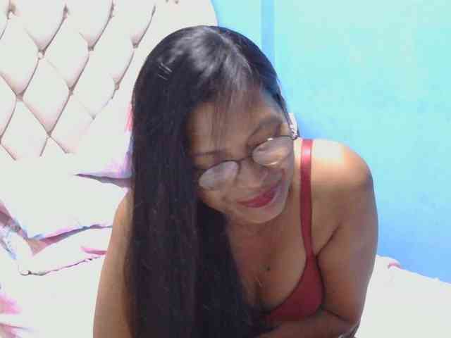 hOtGranny4u webcam