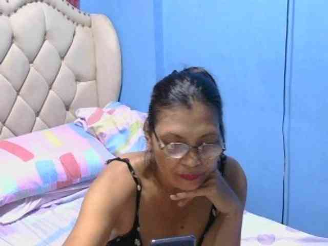 hOtGranny4u hOtGranny4u