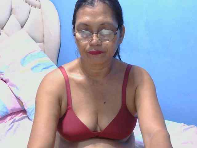 hOtGranny4u webcam