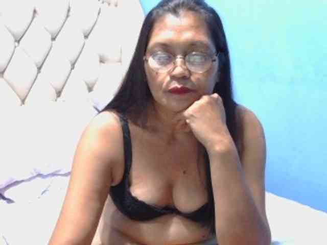 hOtGranny4u webcam