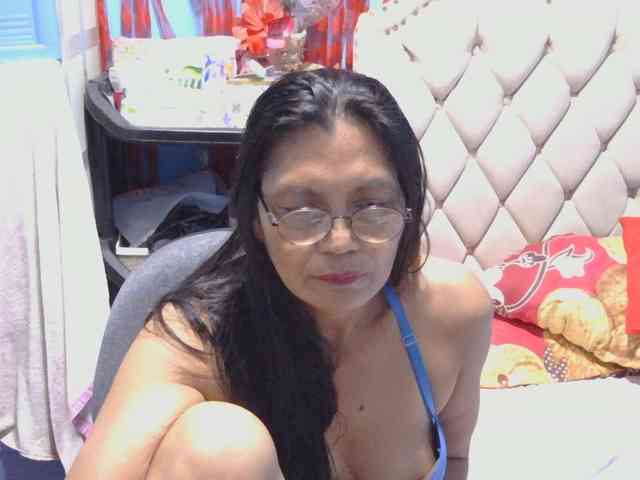 hOtGranny4u