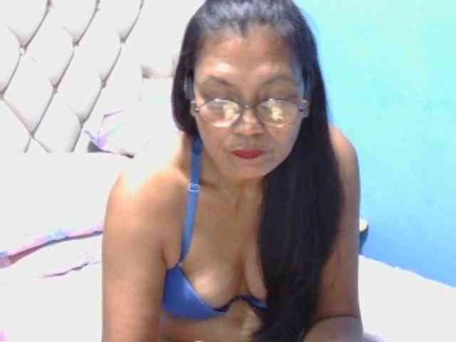 hOtGranny4u webcam