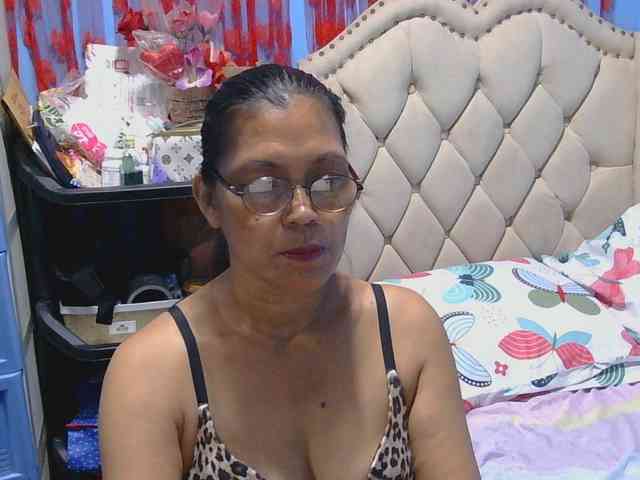 hOtGranny4u webcam