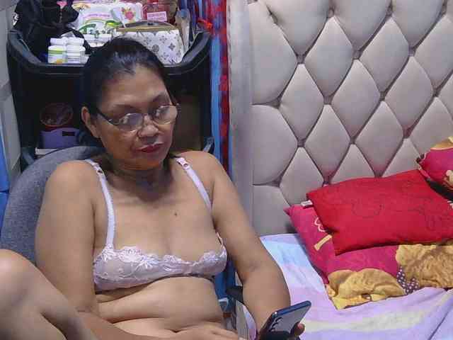 hOtGranny4u webcam