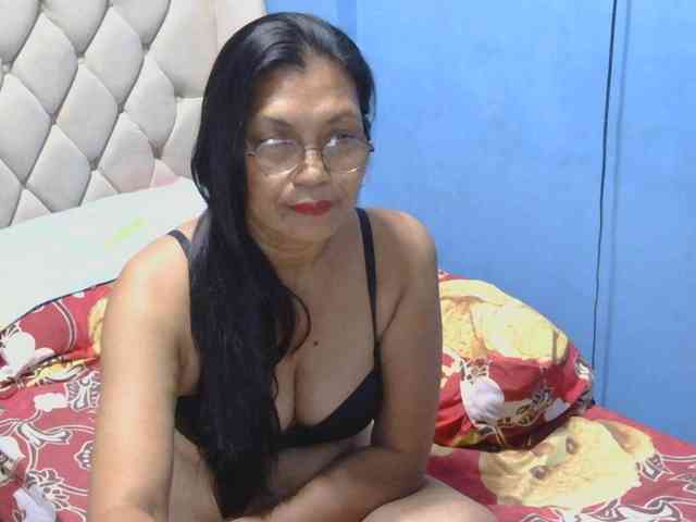 hOtGranny4u webcam