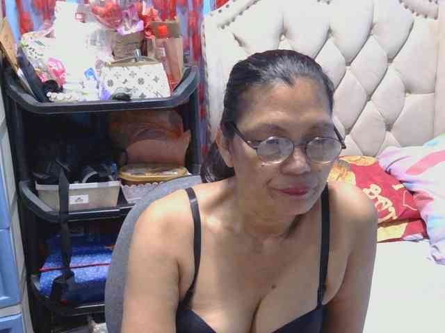 hOtGranny4u hOtGranny4u