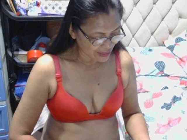 hOtGranny4u hOtGranny4u