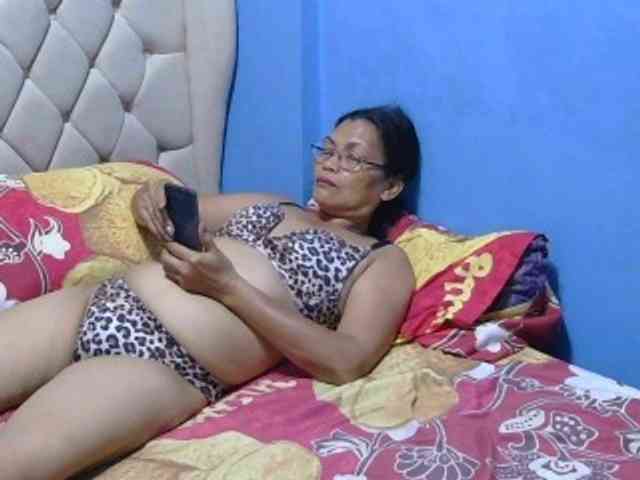 hOtGranny4u hOtGranny4u