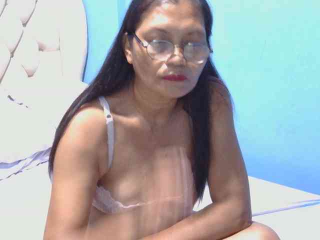 hOtGranny4u webcam