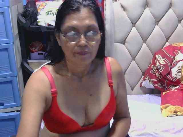 hOtGranny4u webcam