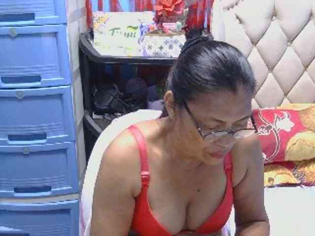 hOtGranny4u