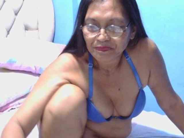 hOtGranny4u webcam