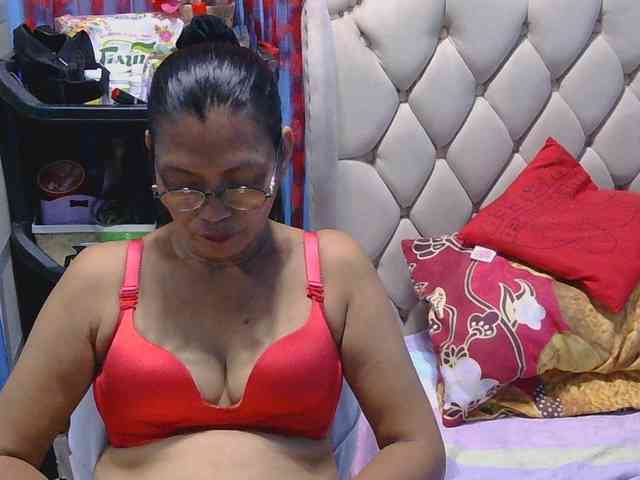 hOtGranny4u webcam