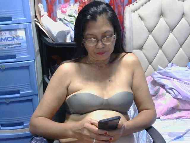 hOtGranny4u hOtGranny4u