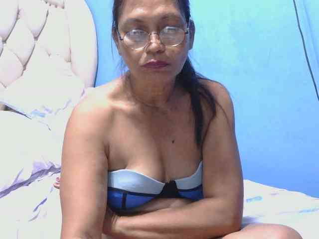 hOtGranny4u