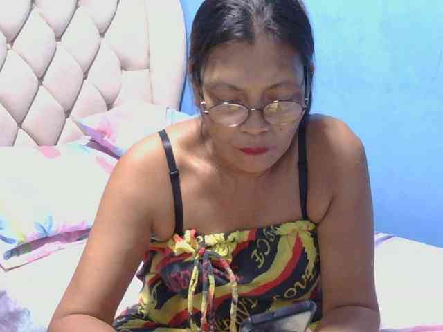 hOtGranny4u webcam