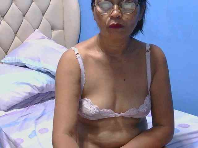 hOtGranny4u webcam