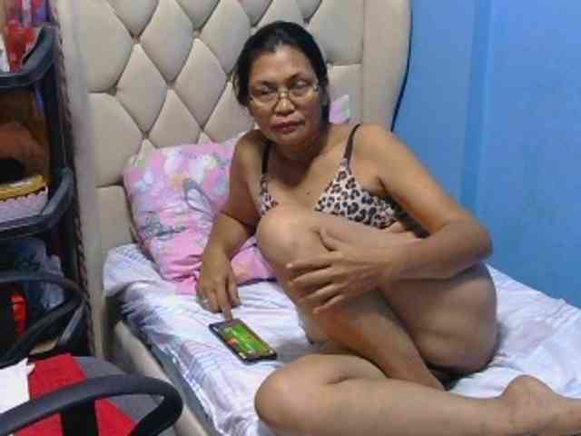 hOtGranny4u webcam
