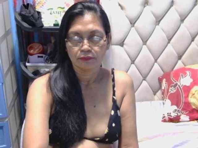 hOtGranny4u webcam