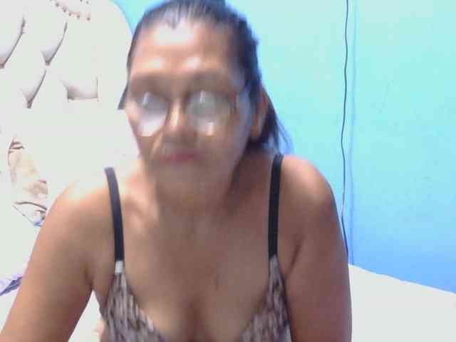 hOtGranny4u webcam