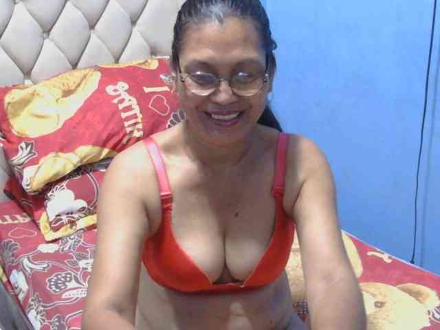 hOtGranny4u webcam