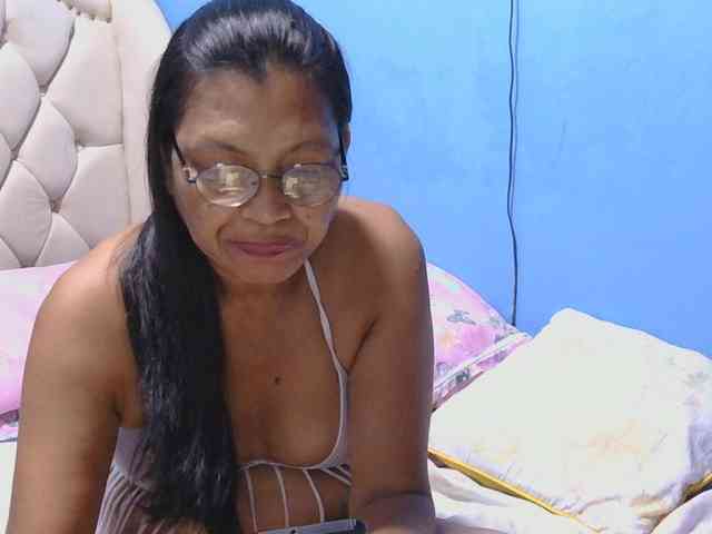 hOtGranny4u webcam