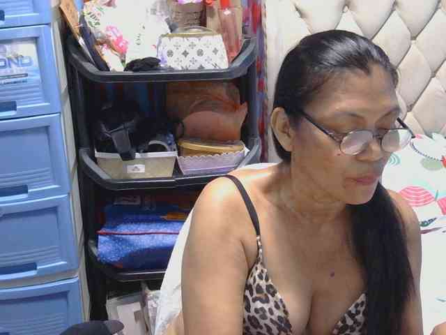 hOtGranny4u webcam