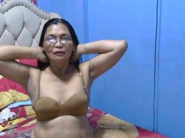 hOtGranny4u webcam