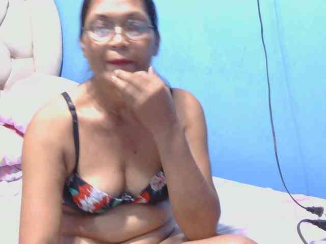 hOtGranny4u webcam