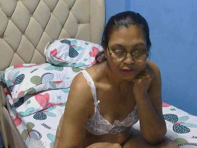 hOtGranny4u webcam