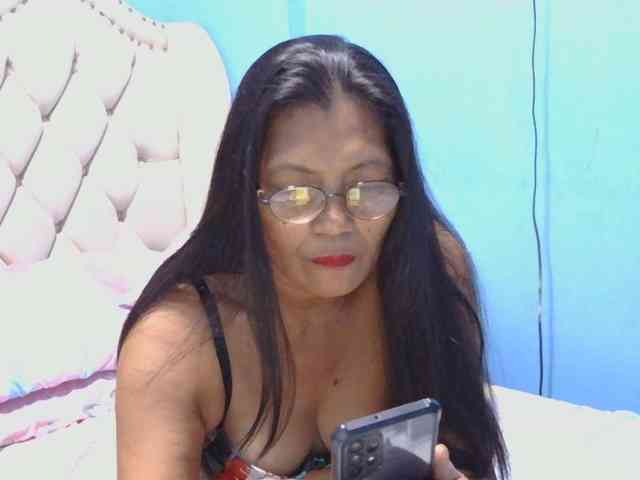 hOtGranny4u webcam